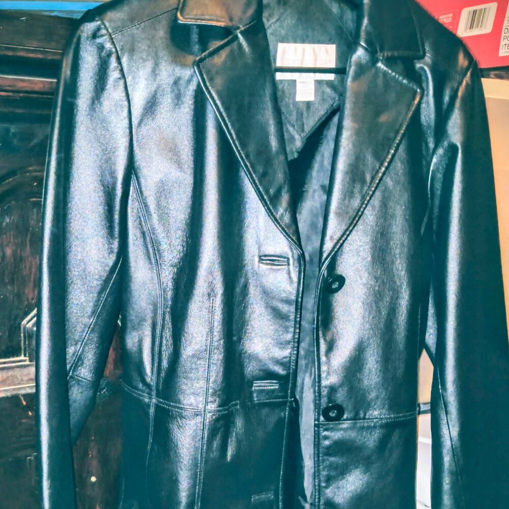 Genuine black leather coat - Picture 1 of 5